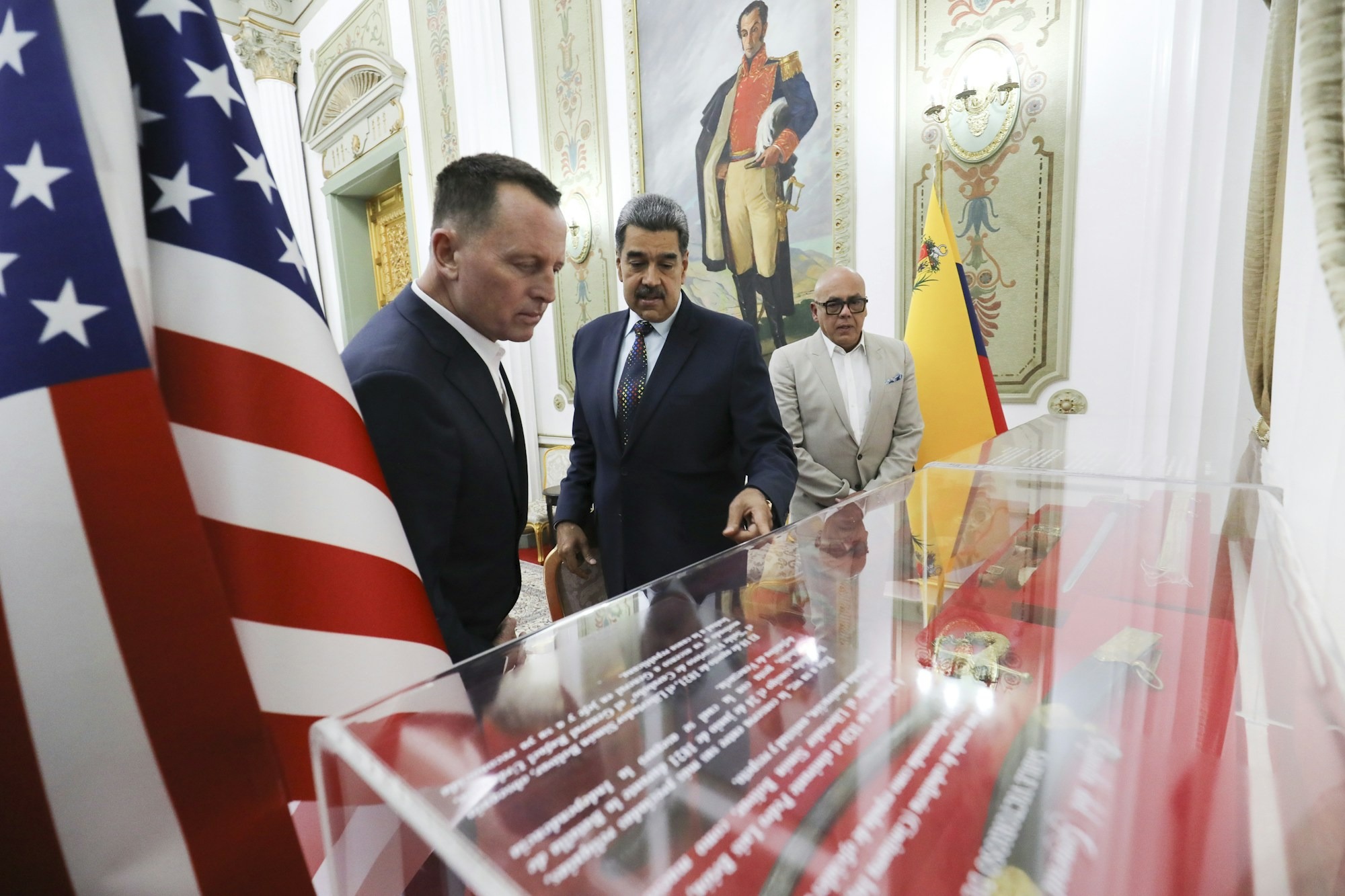Ric Grenell with Nicolás Maduro at Miraflores Palace in Caracas, January 2025